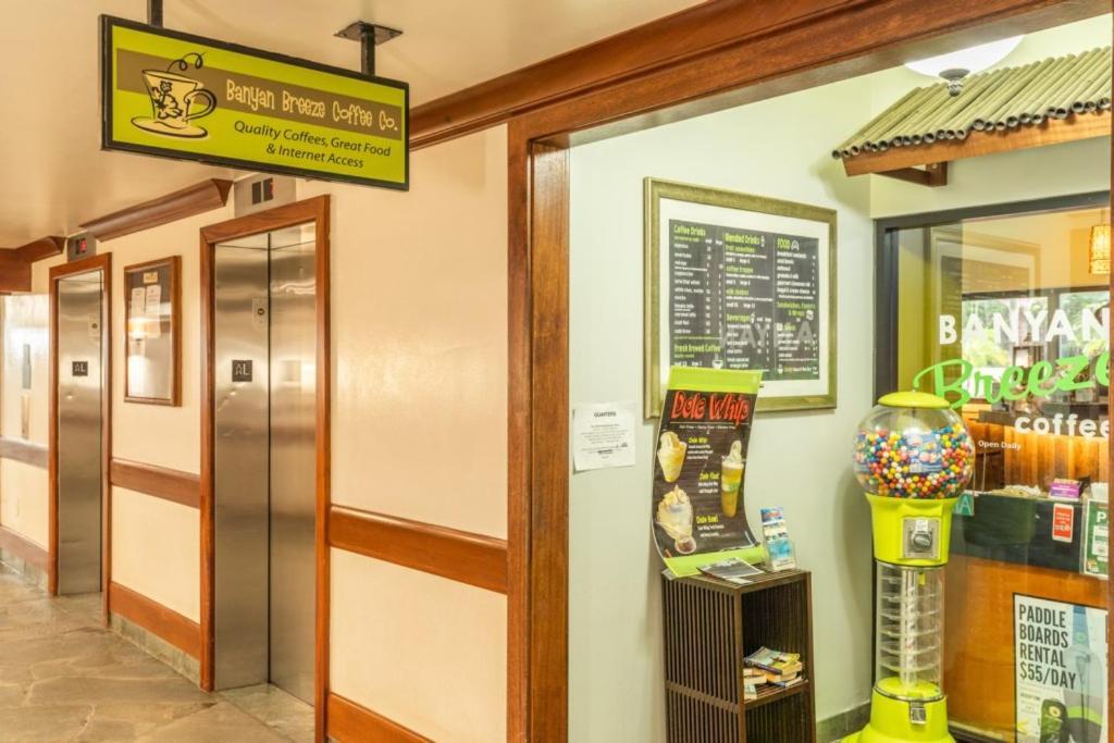 Waikiki Banyan W-ocean Views With Free Parking! Apartamento Honolulu