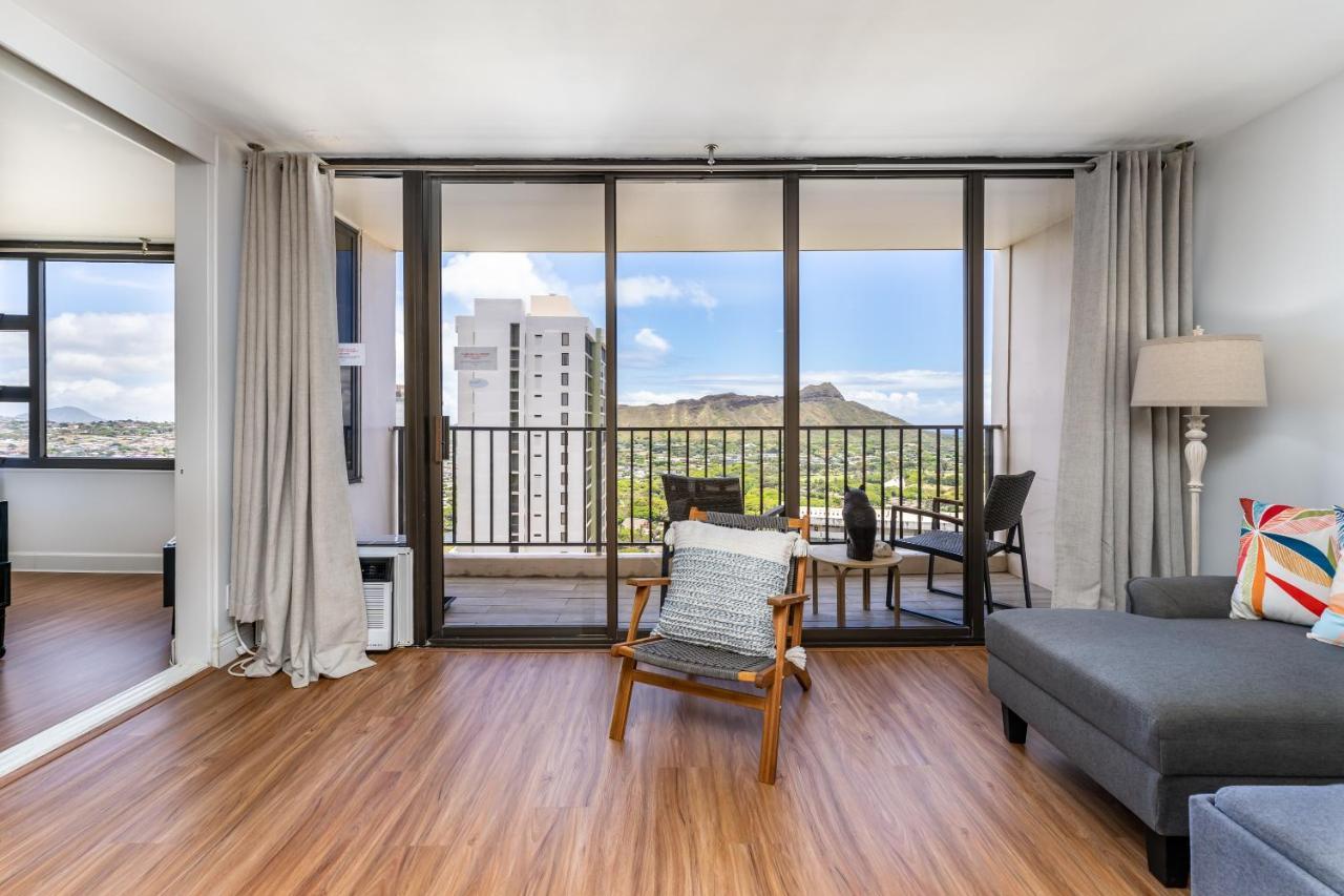 Waikiki Banyan W-ocean Views With Free Parking! Apartamento Honolulu