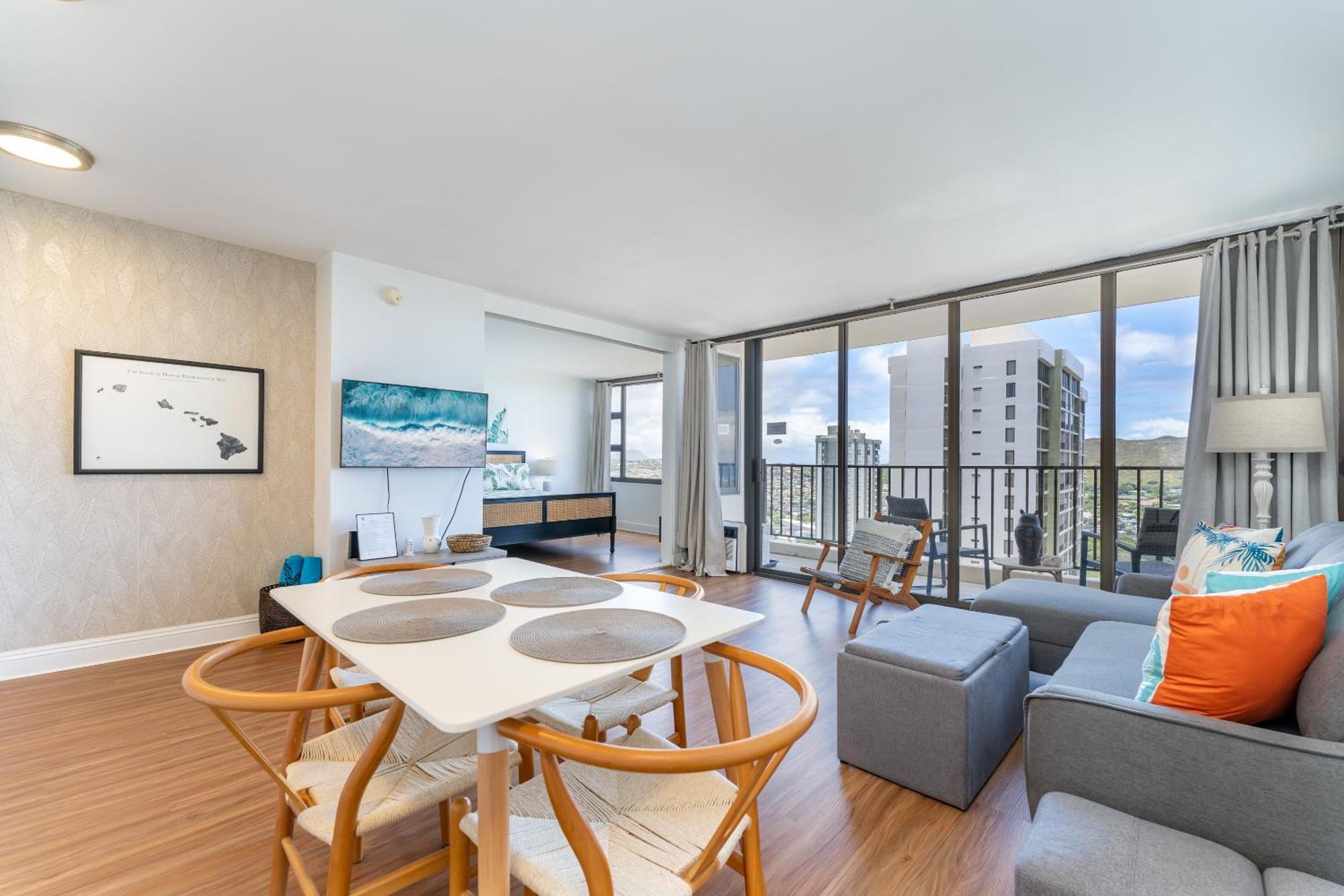 Apartamento Waikiki Banyan W-ocean Views With Free Parking! Honolulu